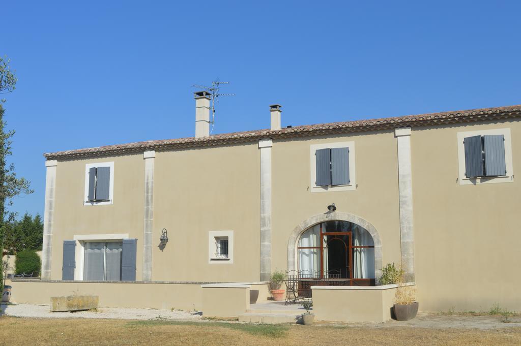 La Bastide Des Oliviers Bed & Breakfast Châteaurenard Dış mekan fotoğraf